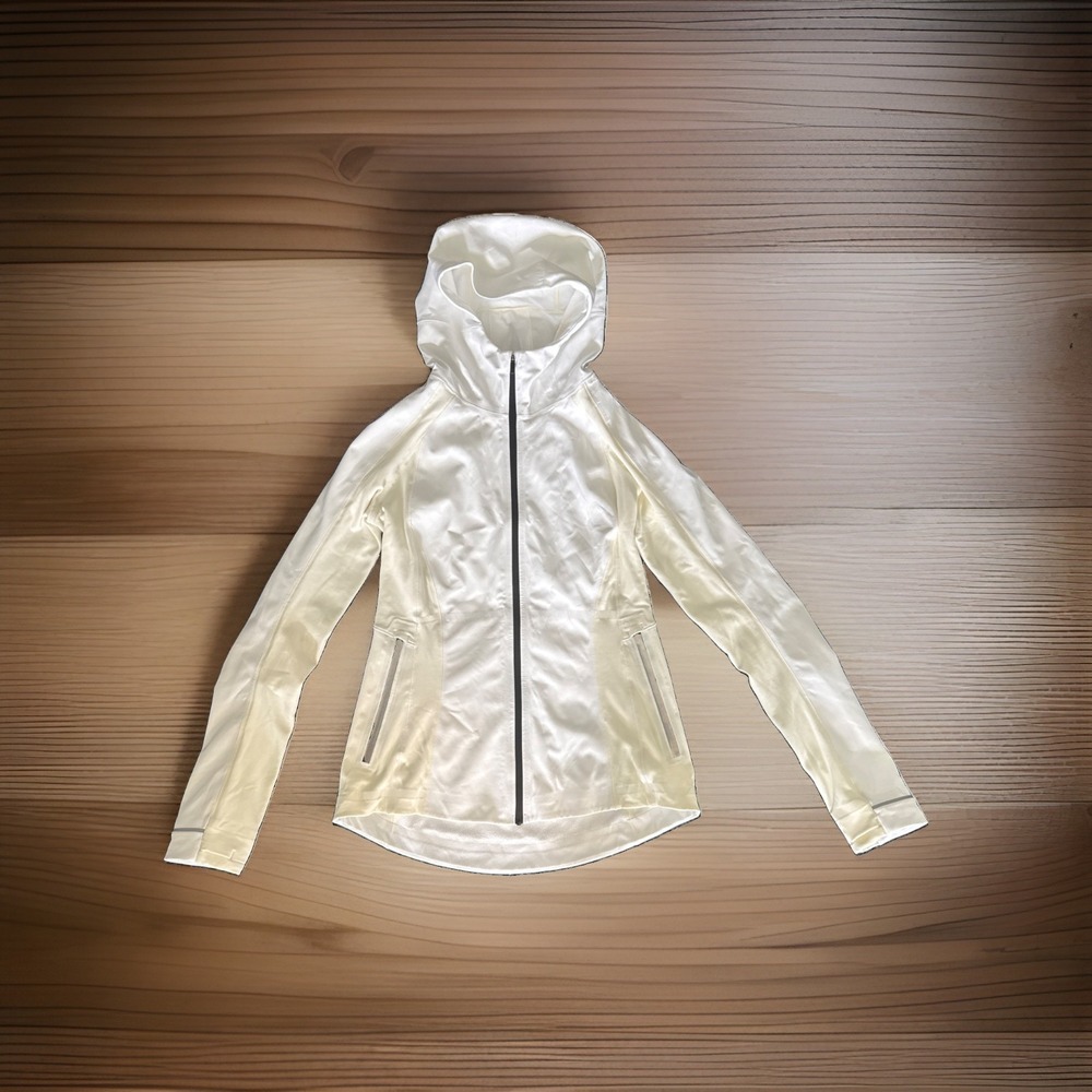 Lululemon Cross Chill Jacket Women's Size 6 Hooded Yoga Running Athleisure Bone